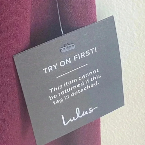 NWT Enchanting Essence Burgundy One-Shoulder Cutout Tulip Mini Dress Size Small - Picture 10 of 15